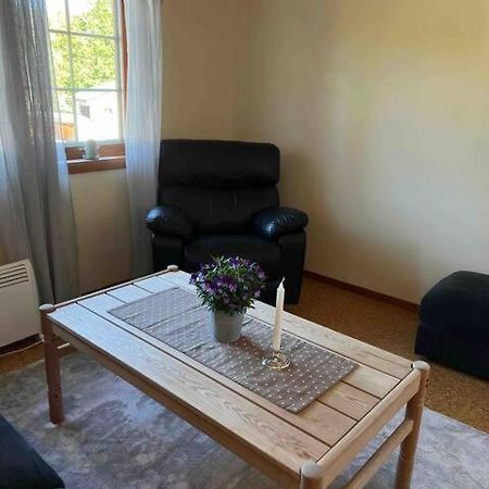 Fin, Enkel Leilighet Med Nydelig Strand I Naerheten Apartman Amdals Verk Kültér fotó